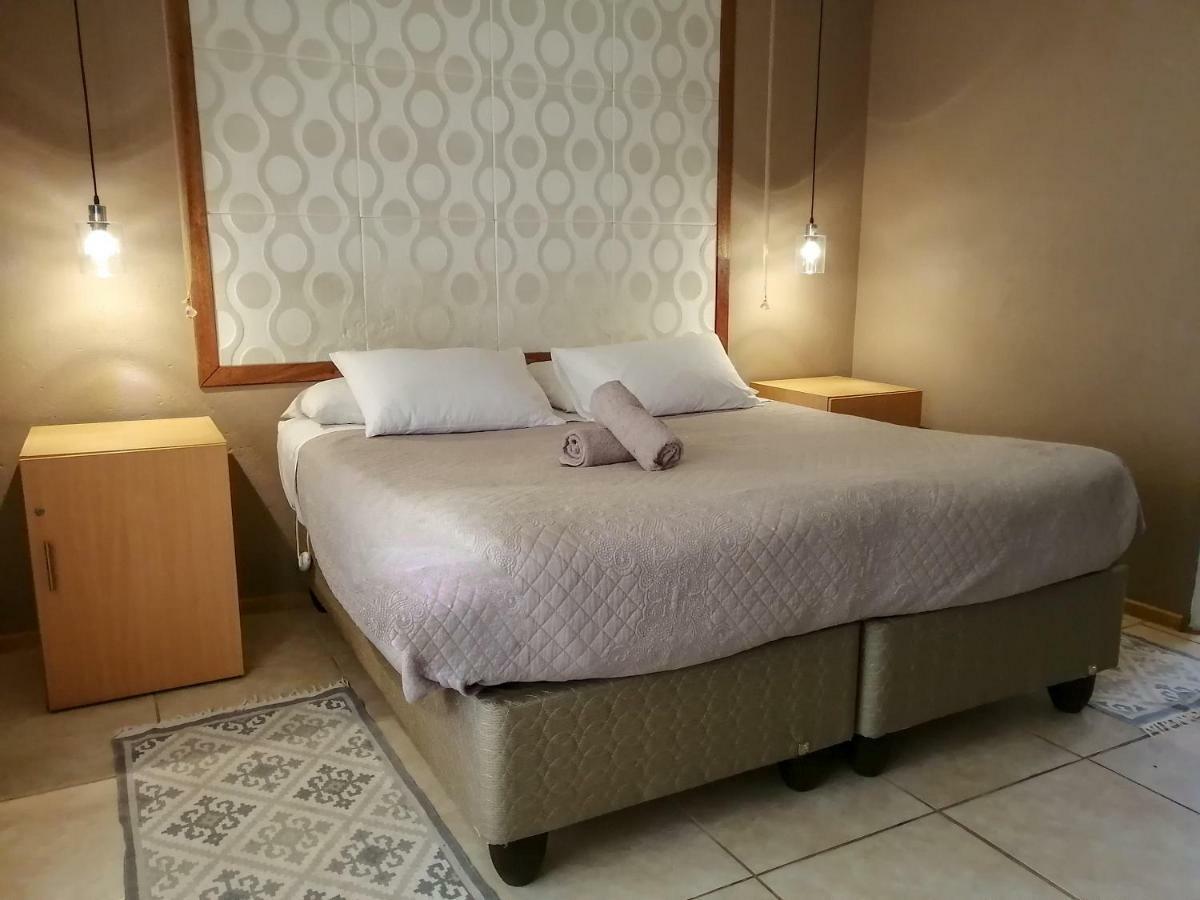 Goedehoop Guesthouse Zeerust Екстериор снимка